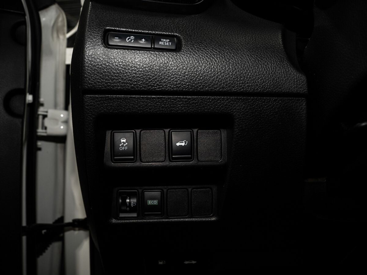 Nissan X-Trail 2019 - фото автомобиля