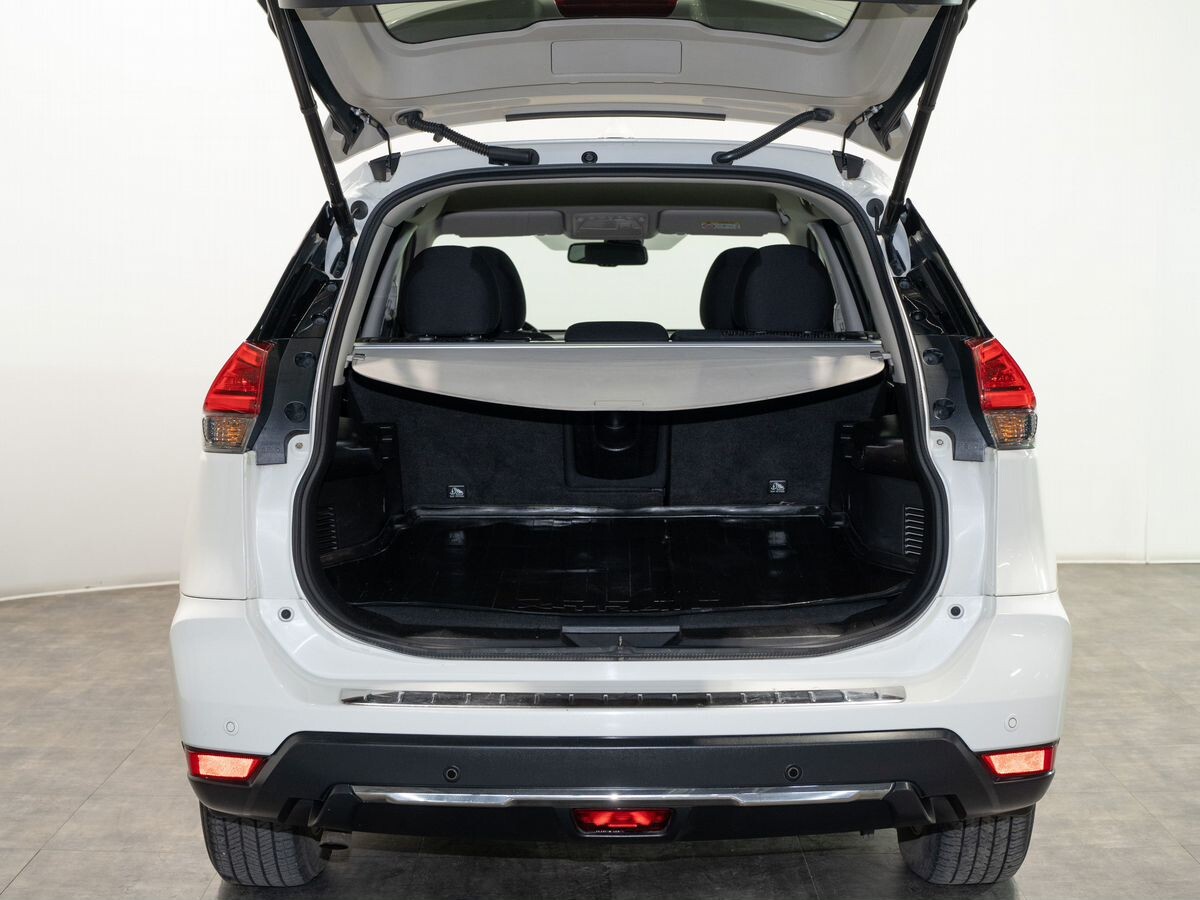 Nissan X-Trail 2019 - фото автомобиля
