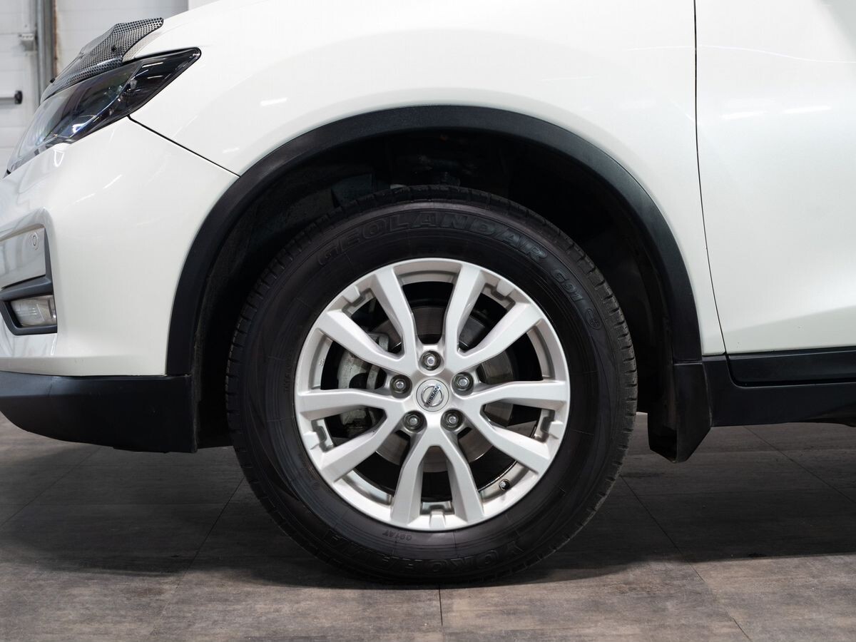 Nissan X-Trail 2019 - фото автомобиля