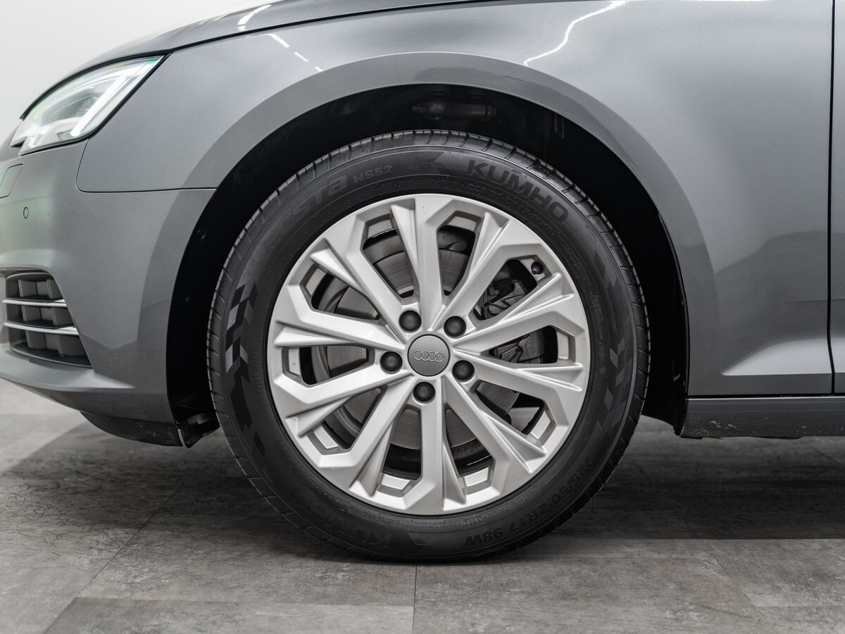 Audi A4 2016 - фото автомобиля
