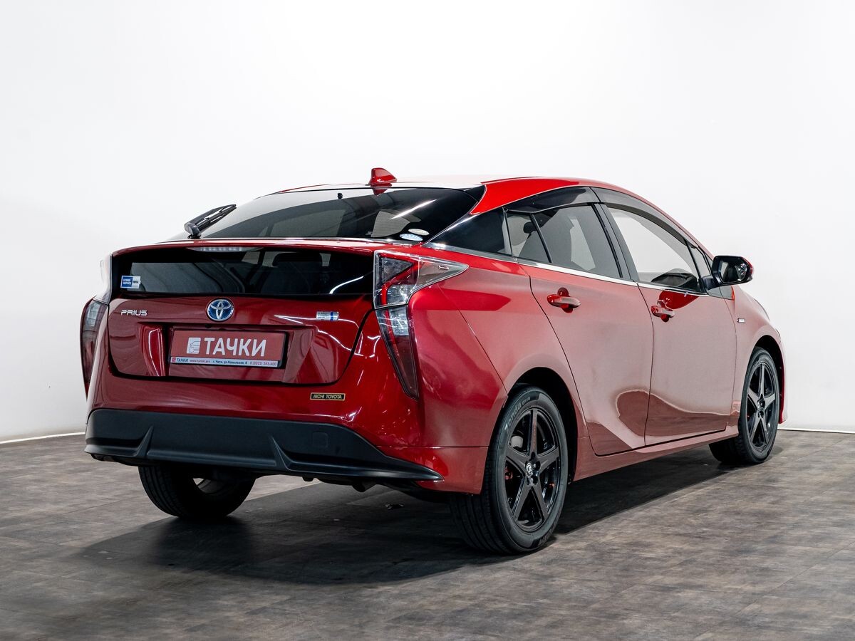 Toyota Prius 2016 - фото автомобиля