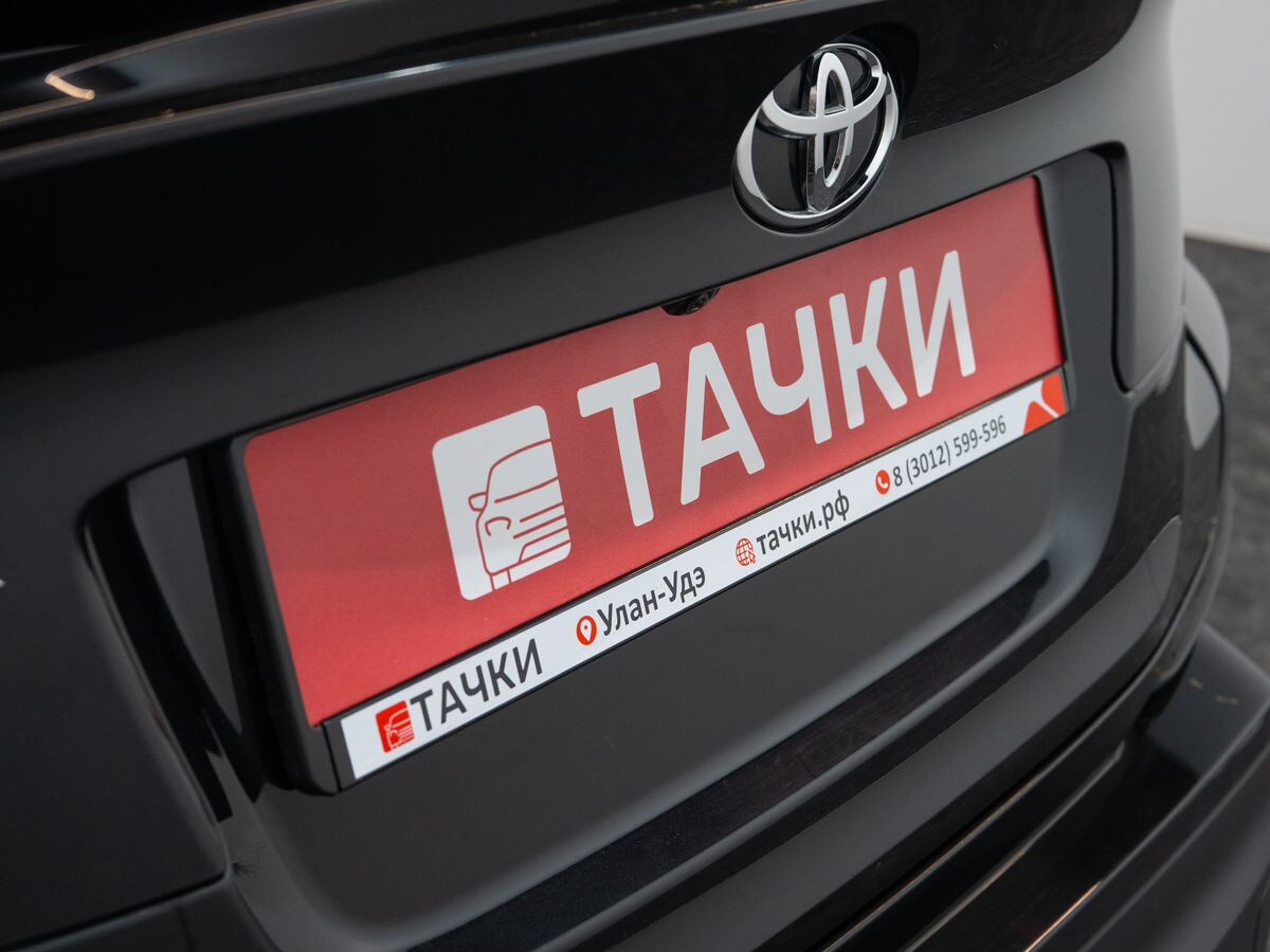 Toyota C-HR 2020 - фото автомобиля