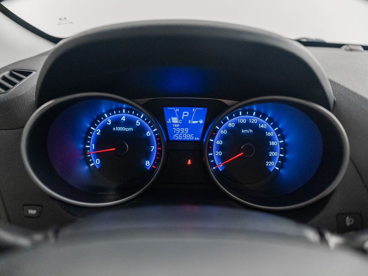 Hyundai Tucson 2012 - фото автомобиля