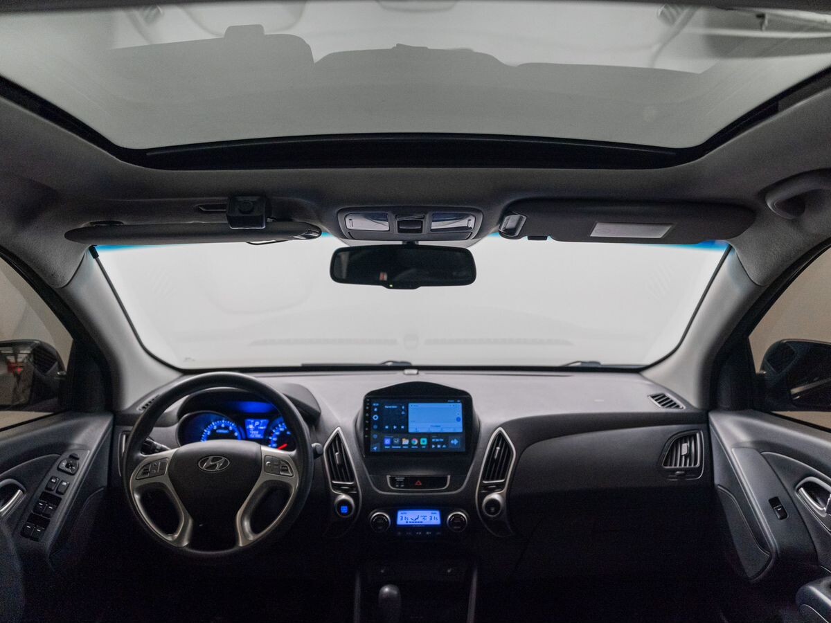 Hyundai Tucson 2012 - фото автомобиля