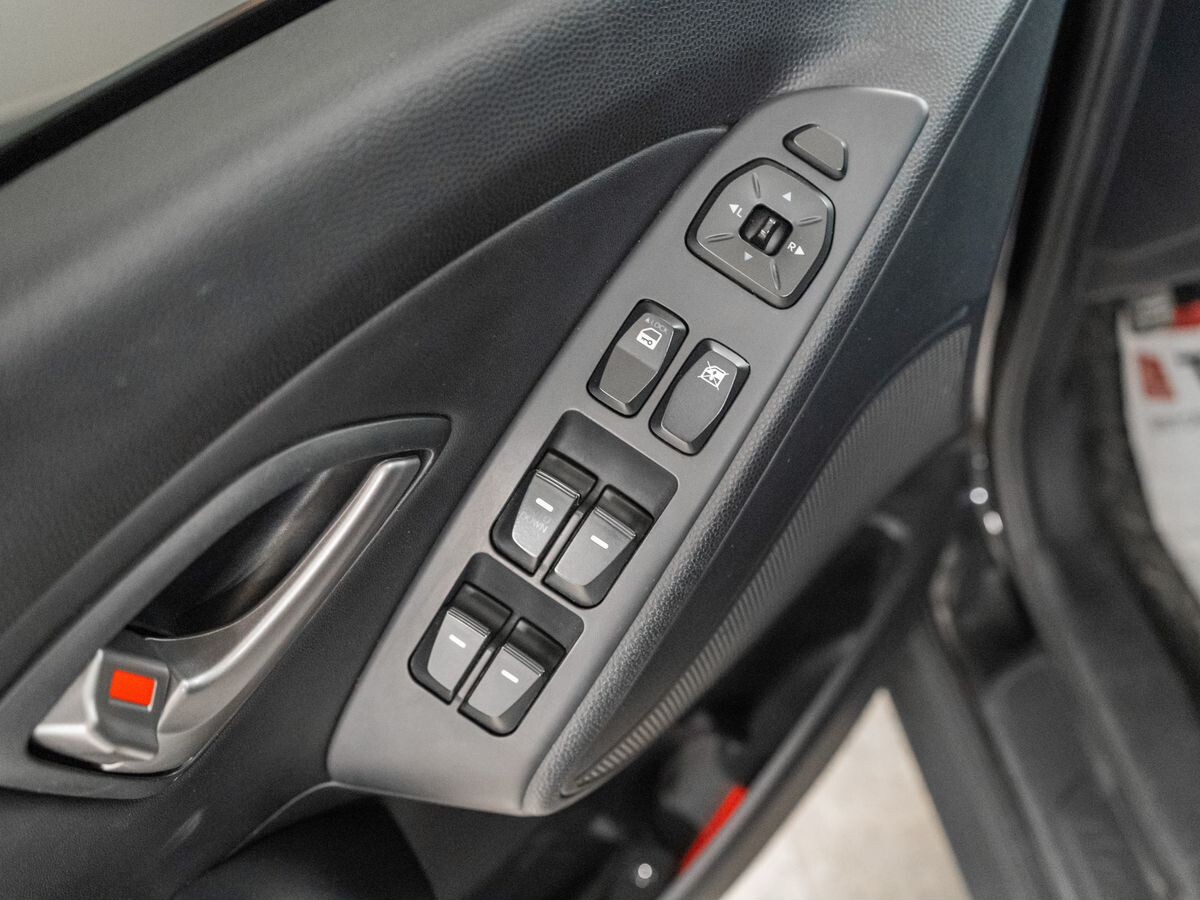 Hyundai Tucson 2012 - фото автомобиля