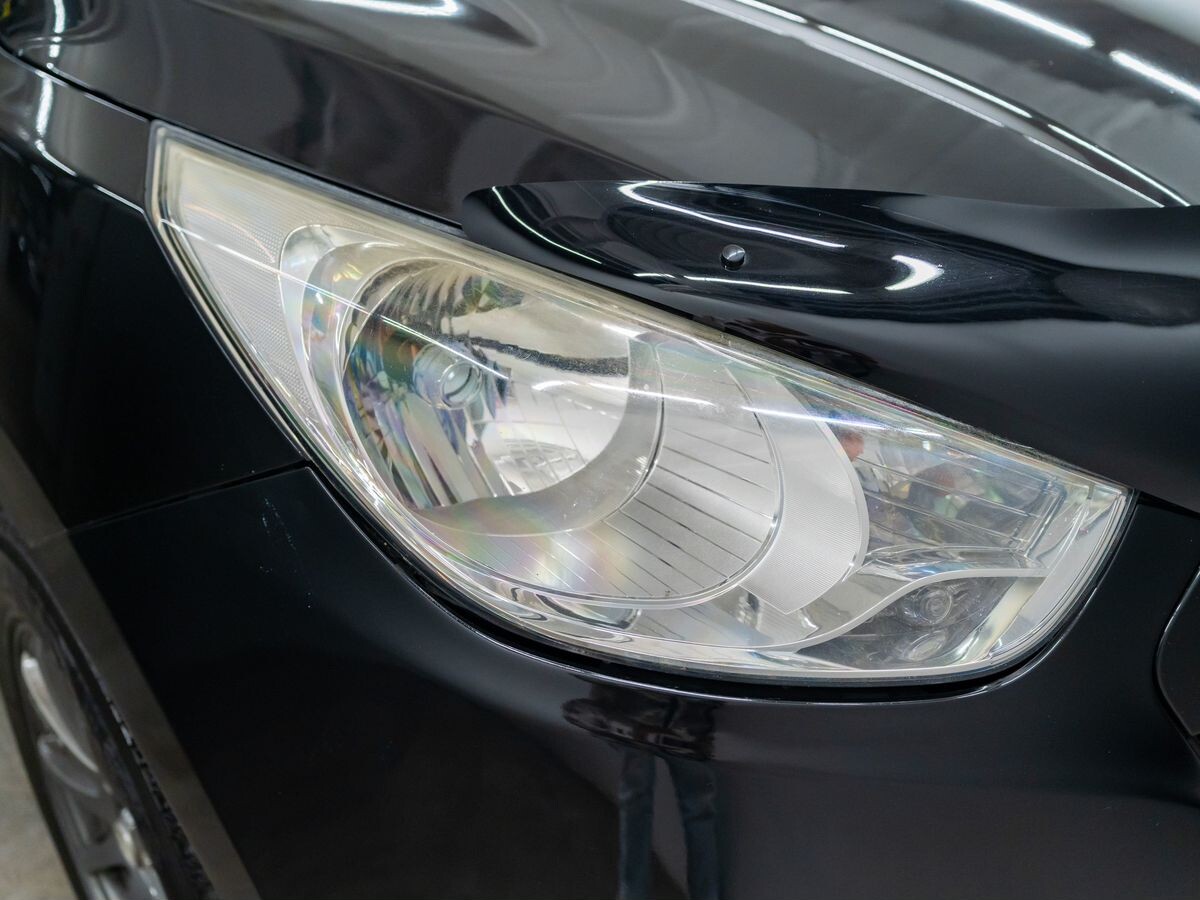 Hyundai Tucson 2012 - фото автомобиля