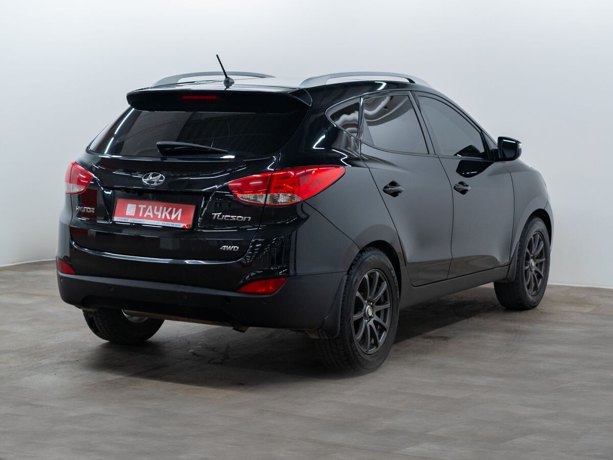 Hyundai Tucson 2012 - фото автомобиля