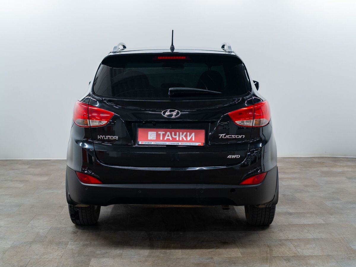 Hyundai Tucson 2012 - фото автомобиля
