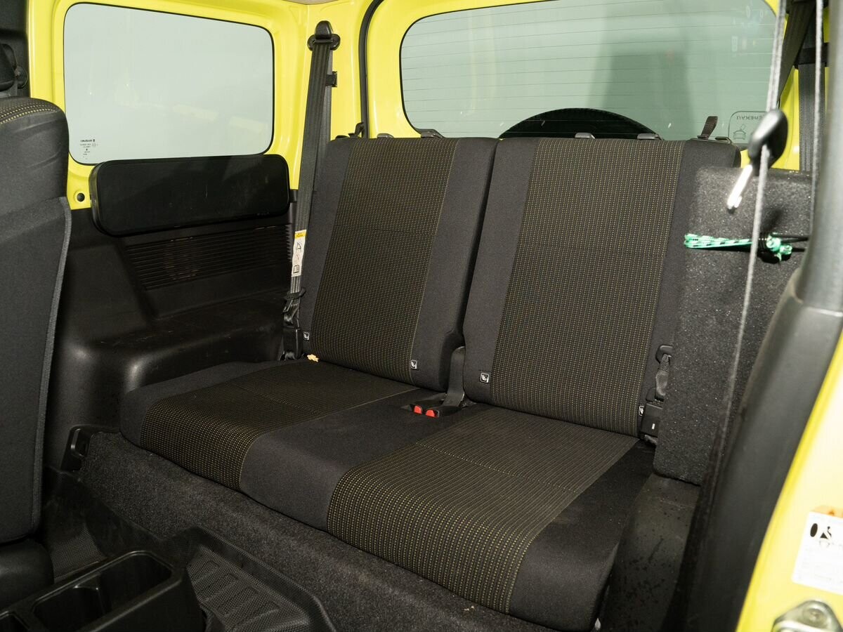 Suzuki Jimny 2018 - фото автомобиля