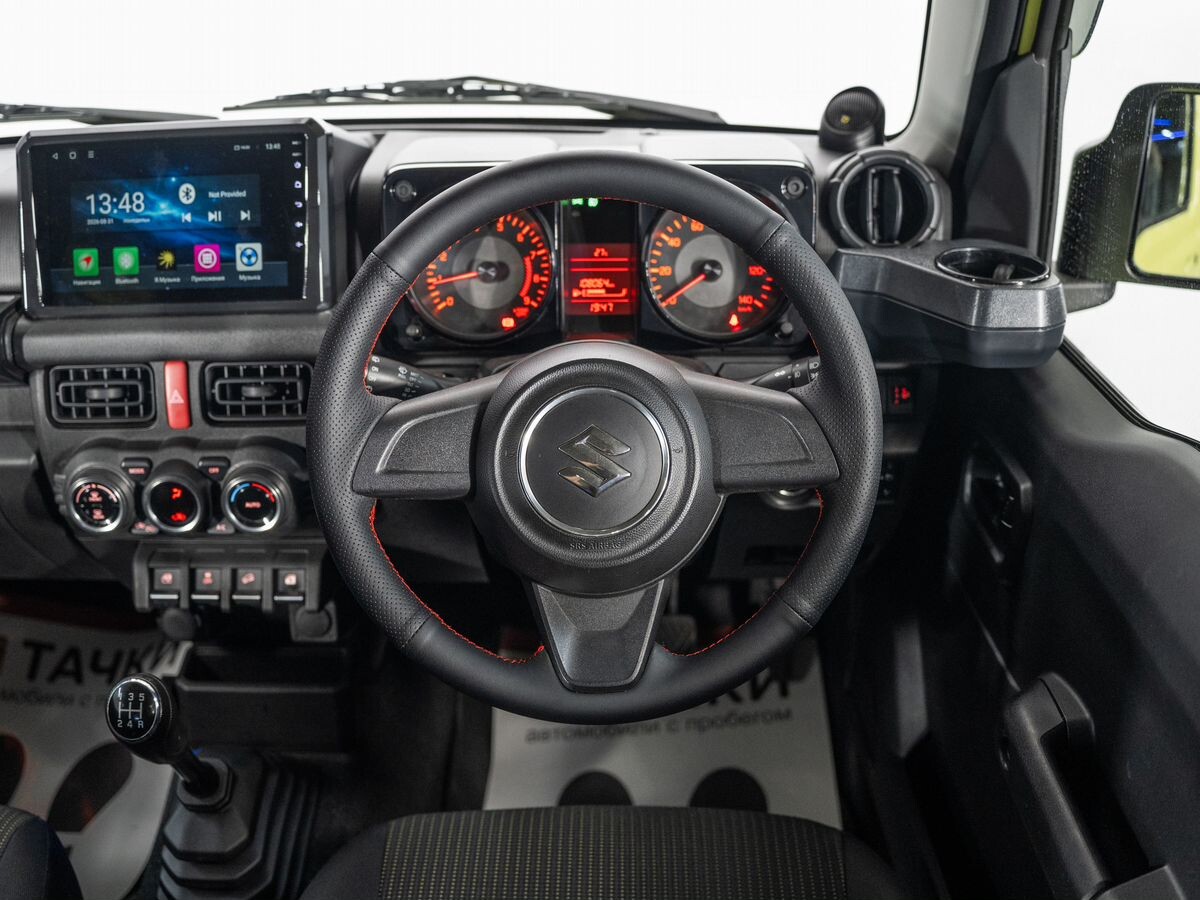 Suzuki Jimny 2018 - фото автомобиля