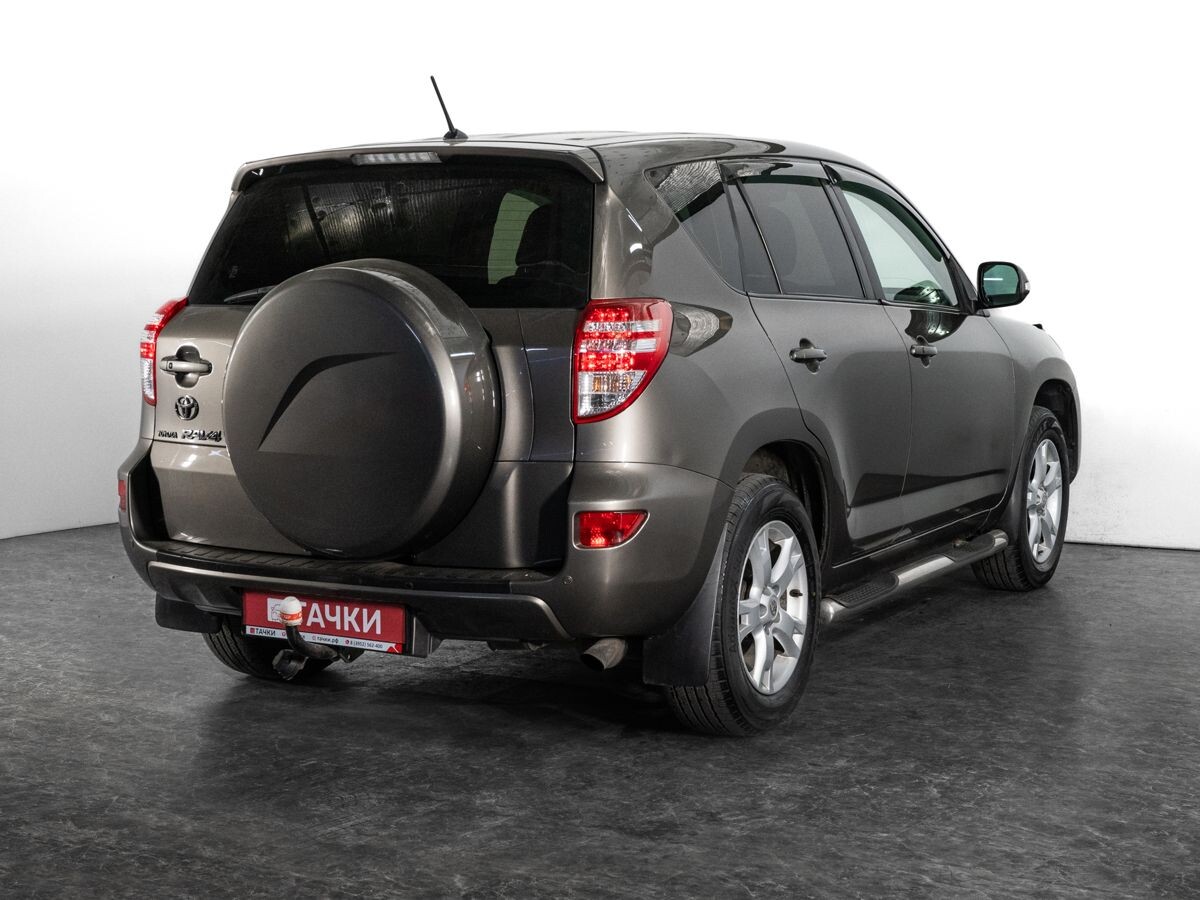 Toyota RAV4 2010 - фото автомобиля