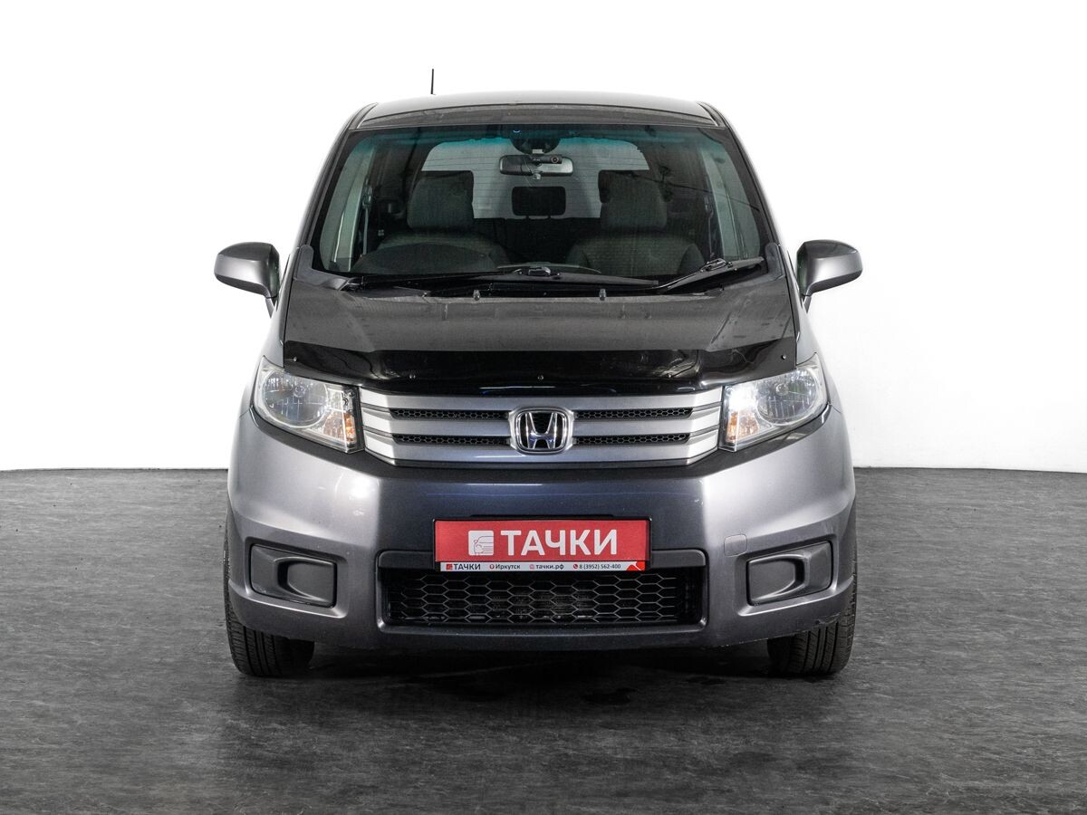 Honda Freed Spike 2014 - фото автомобиля