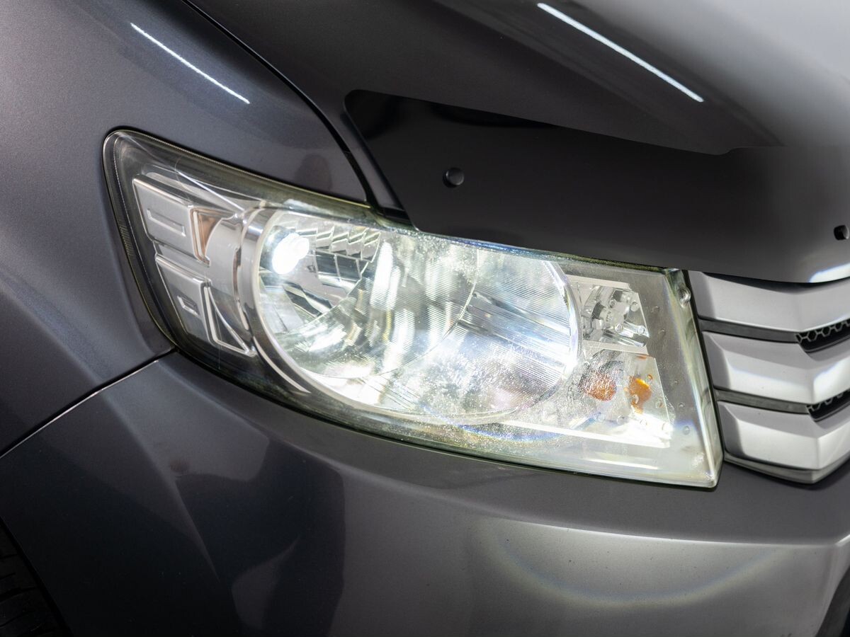 Honda Freed Spike 2014 - фото автомобиля