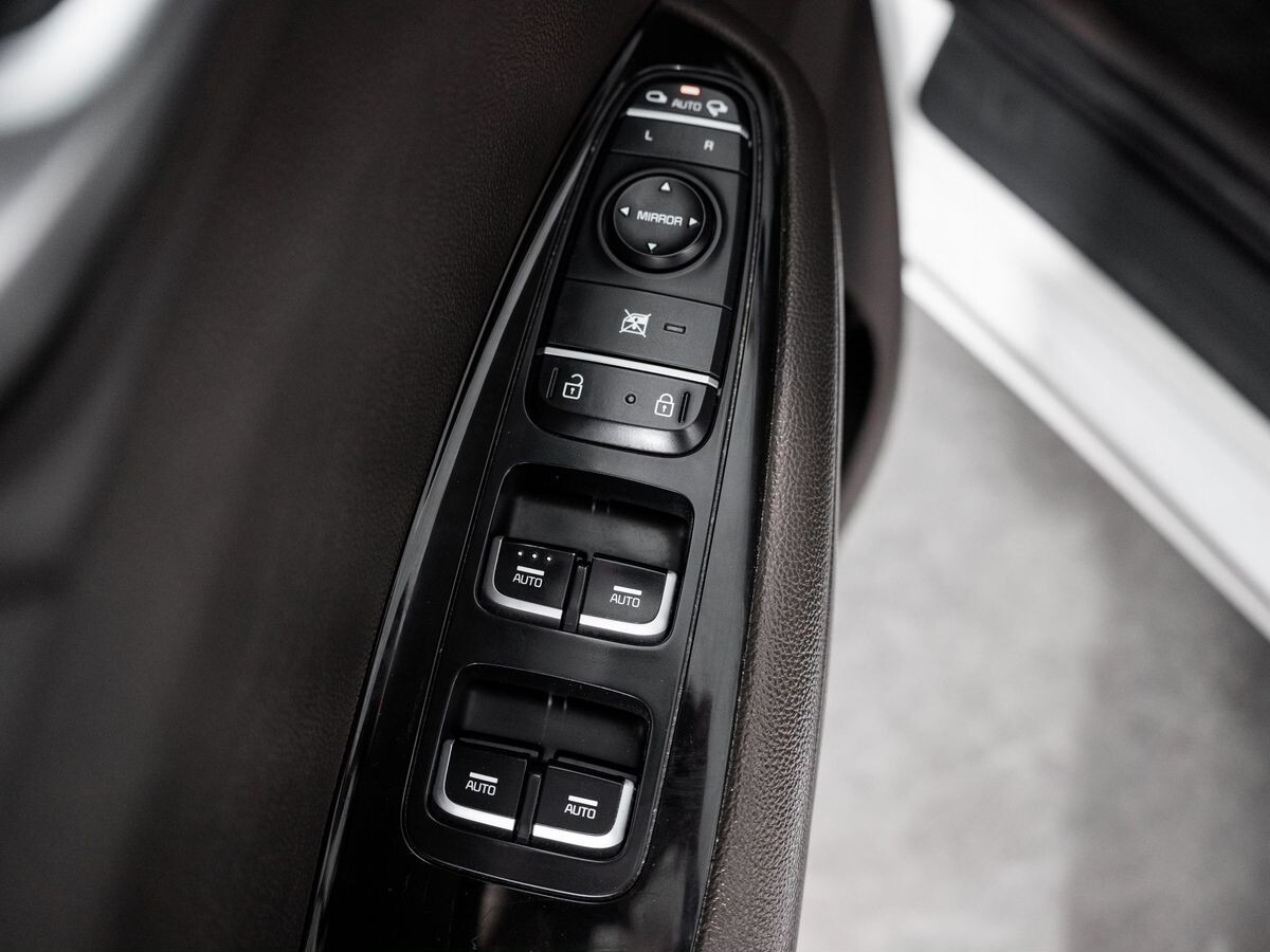 Kia Optima 2018 - фото автомобиля