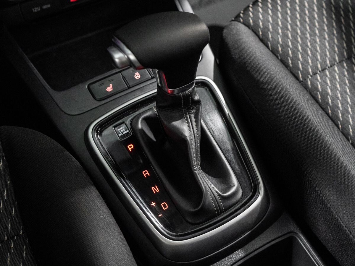 Kia Rio 2019 - фото автомобиля