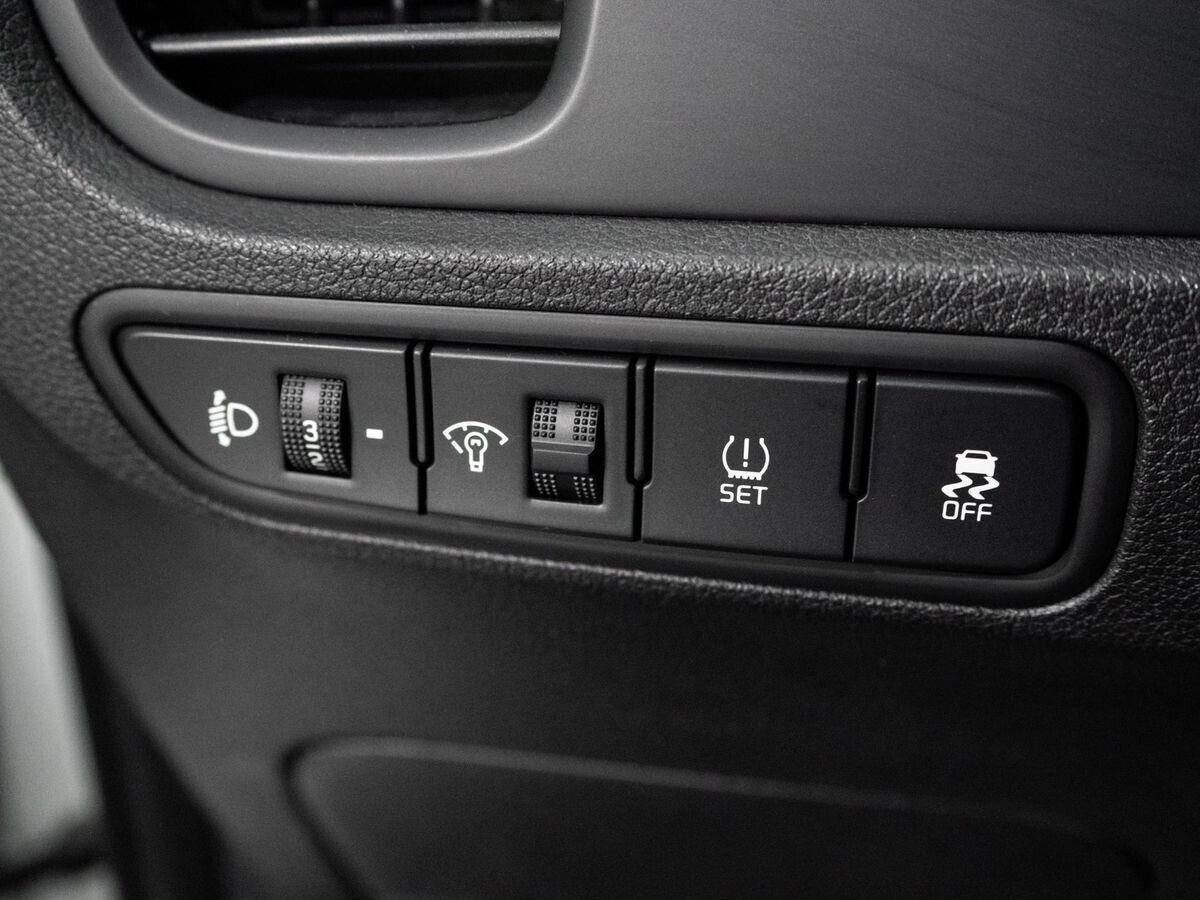 Kia Rio 2019 - фото автомобиля