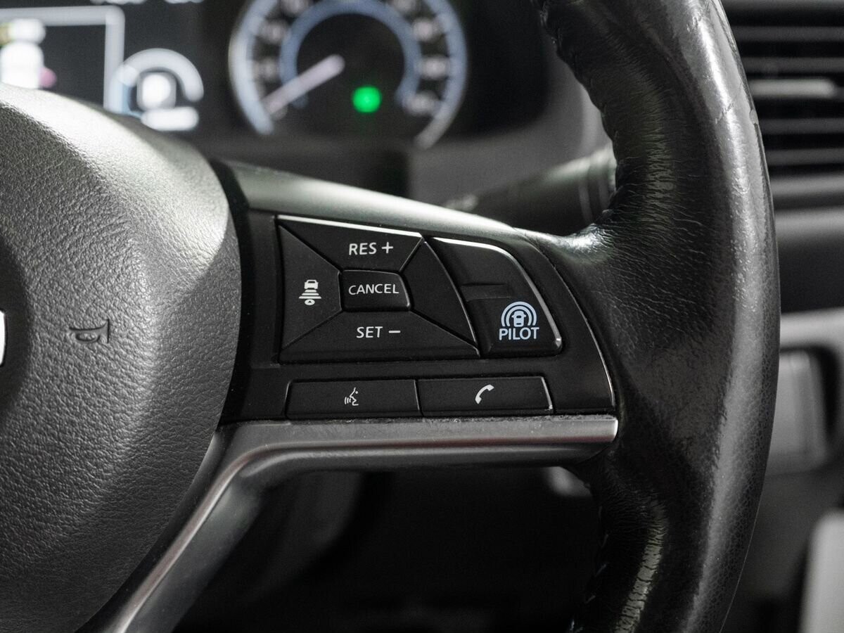 Nissan Leaf 2017 - фото автомобиля