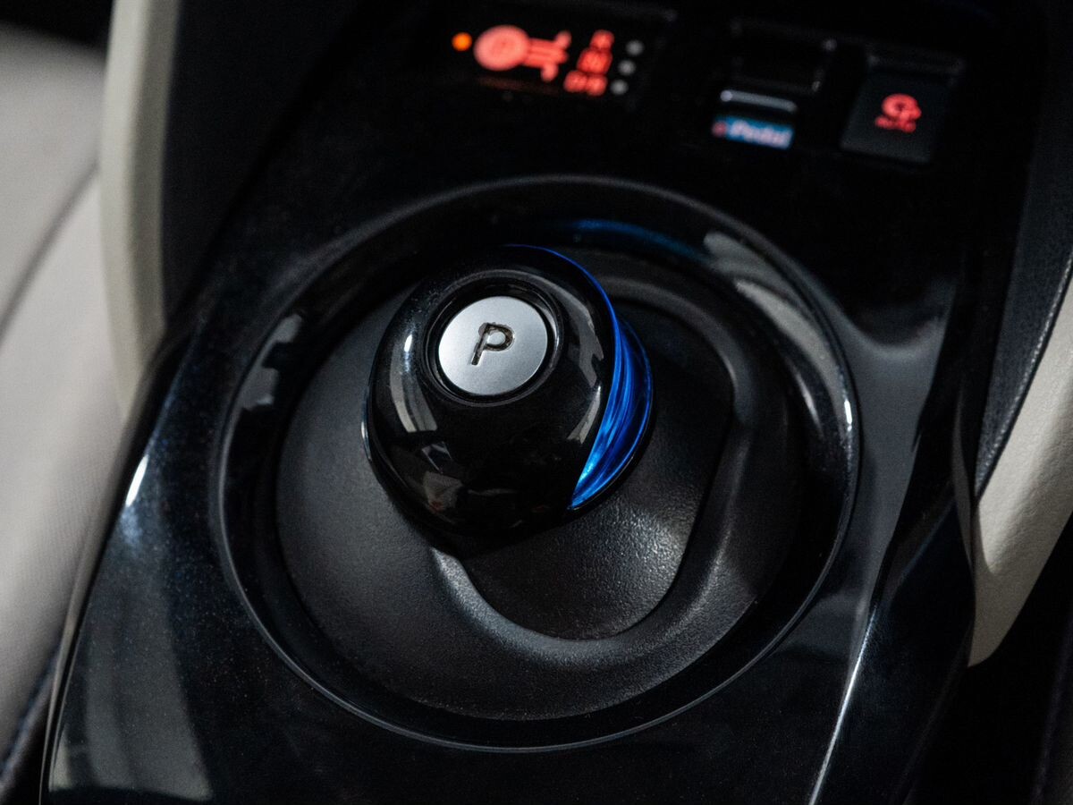 Nissan Leaf 2017 - фото автомобиля
