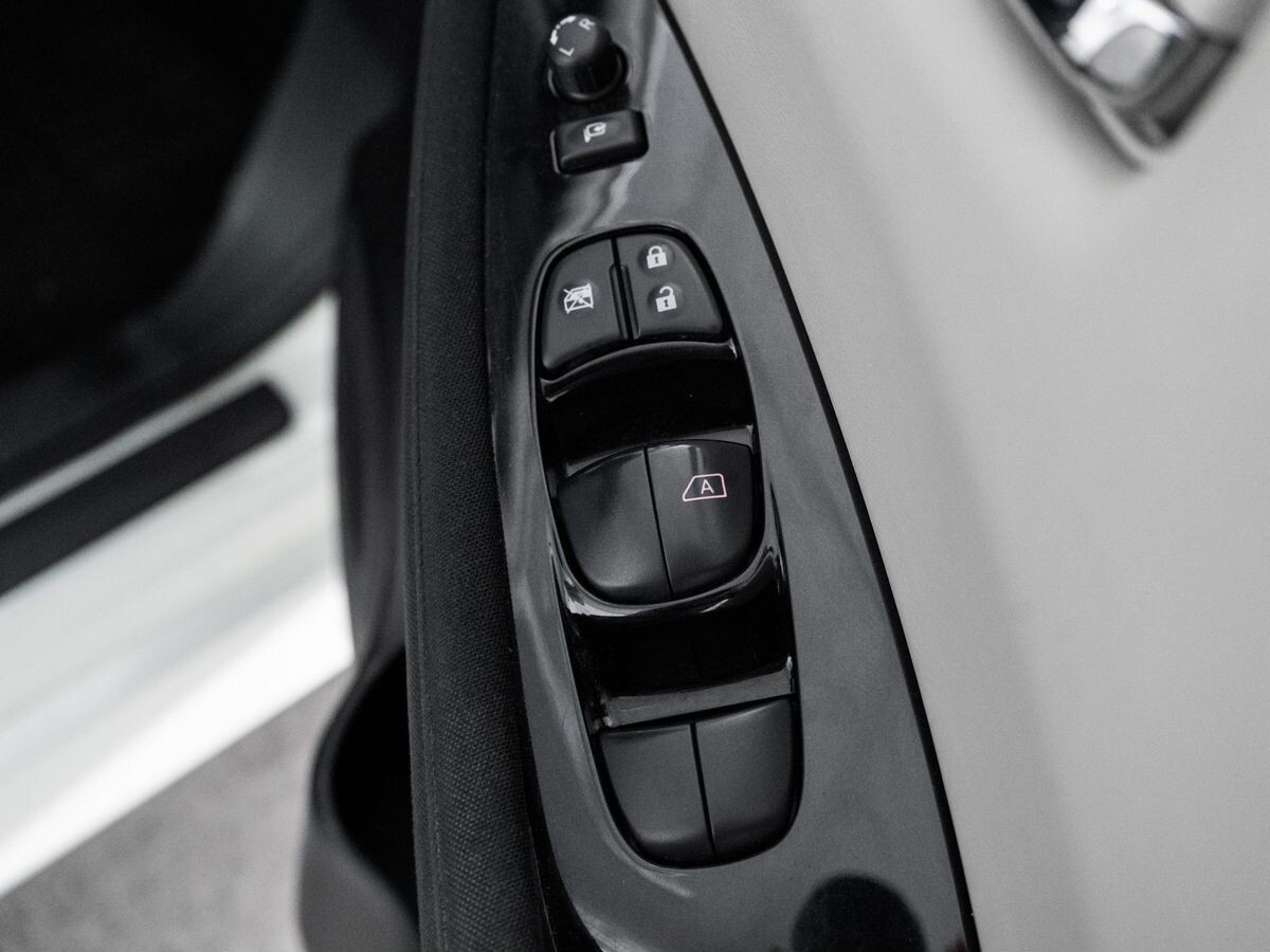 Nissan Leaf 2017 - фото автомобиля
