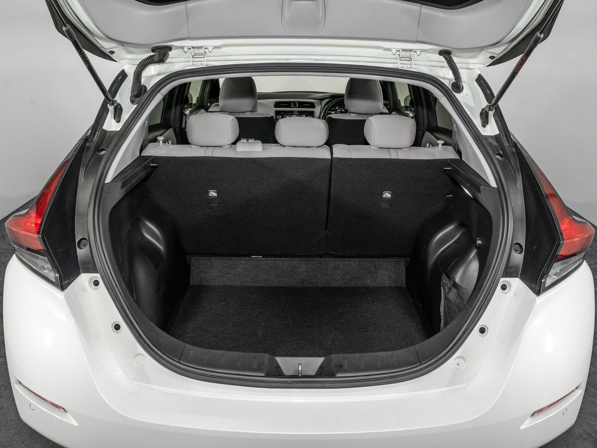 Nissan Leaf 2017 - фото автомобиля