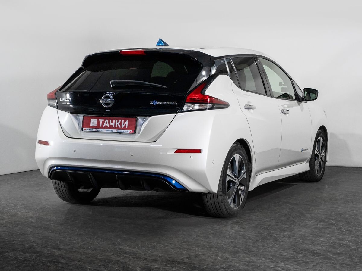 Nissan Leaf 2017 - фото автомобиля