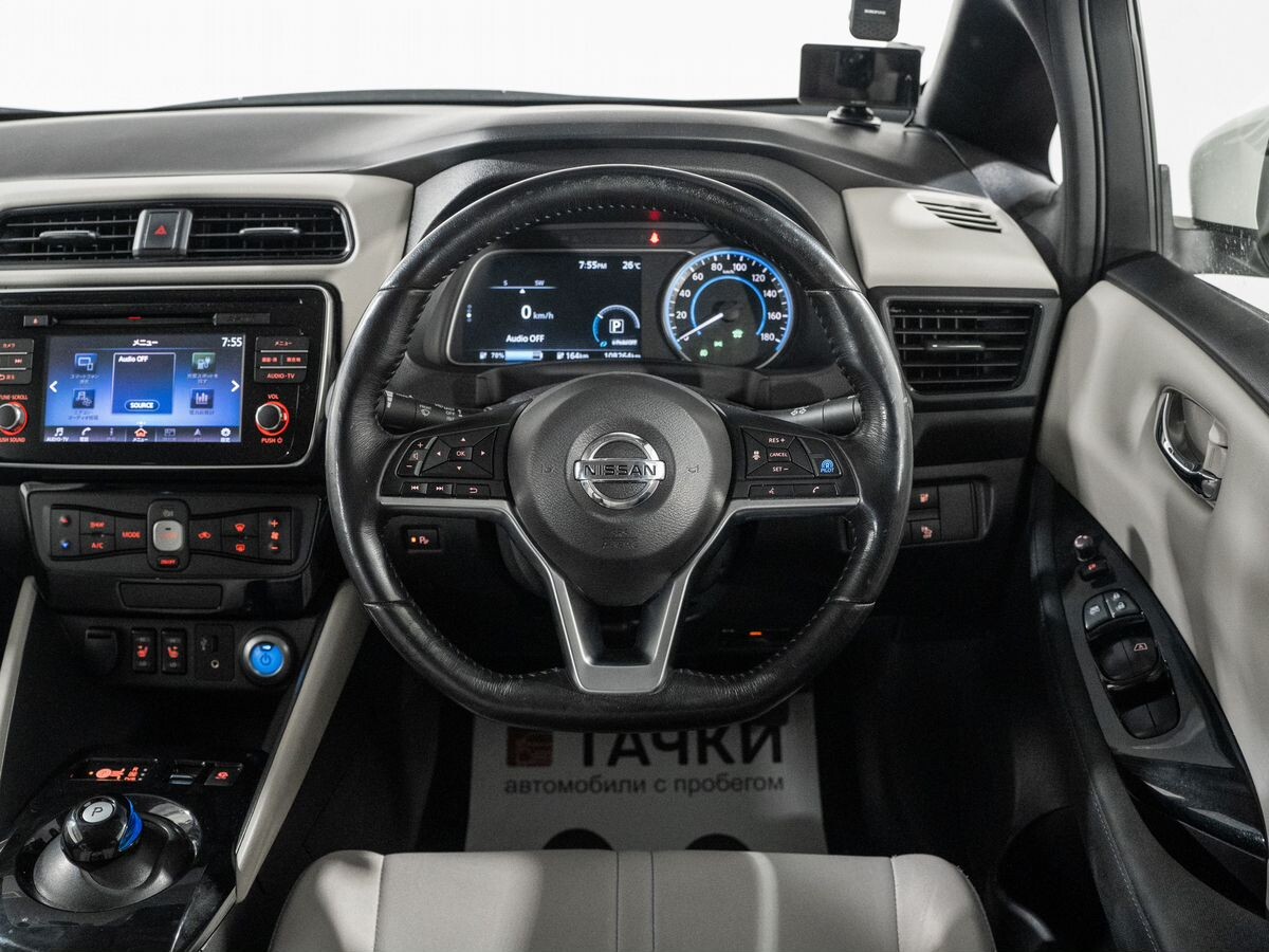 Nissan Leaf 2017 - фото автомобиля