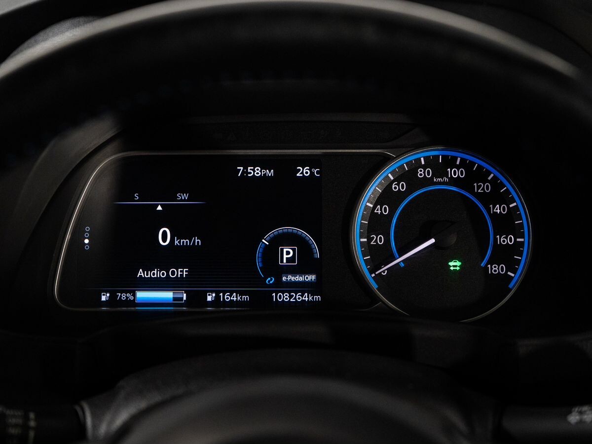Nissan Leaf 2017 - фото автомобиля