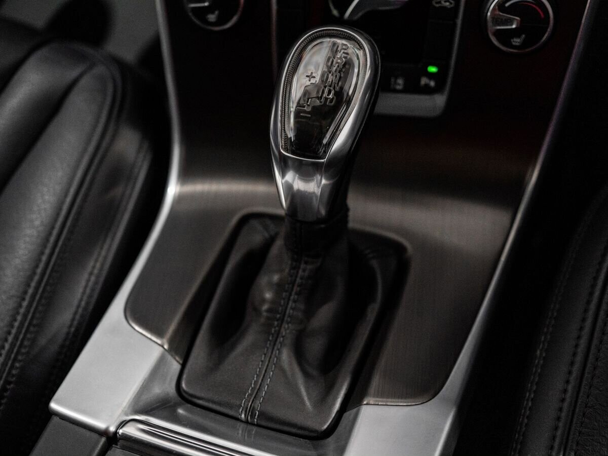 Volvo S60 2013 - фото автомобиля