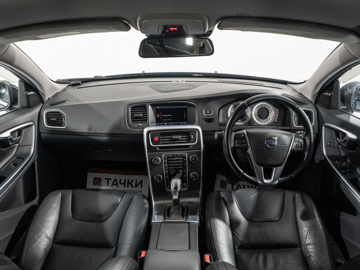 Volvo S60 2013 - фото автомобиля
