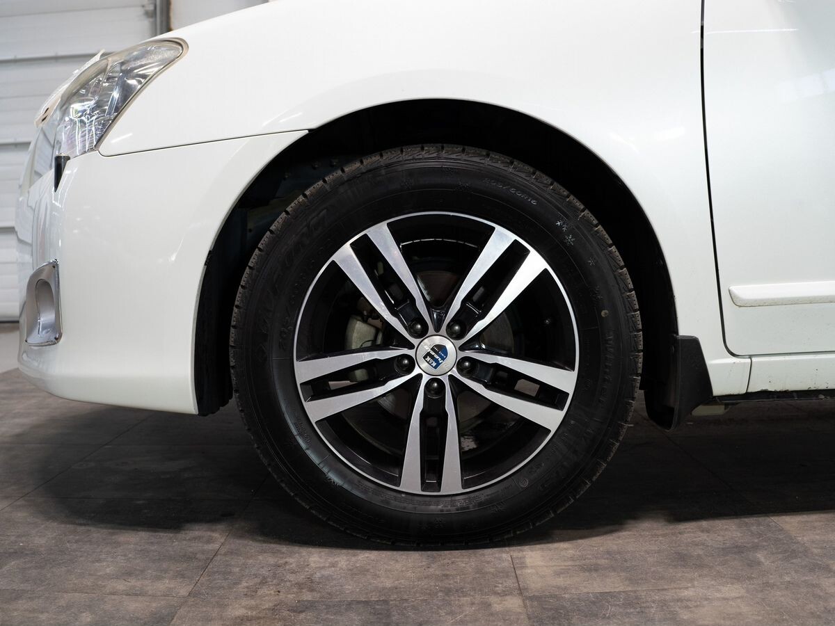 Toyota Premio 2010 - фото автомобиля