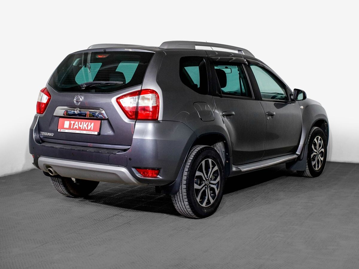Nissan Terrano 2016 - фото автомобиля