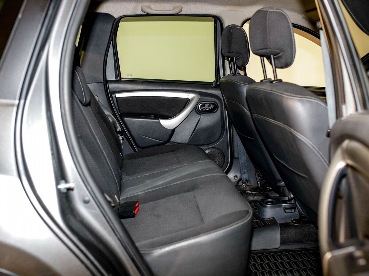 Nissan Terrano 2016 - фото автомобиля