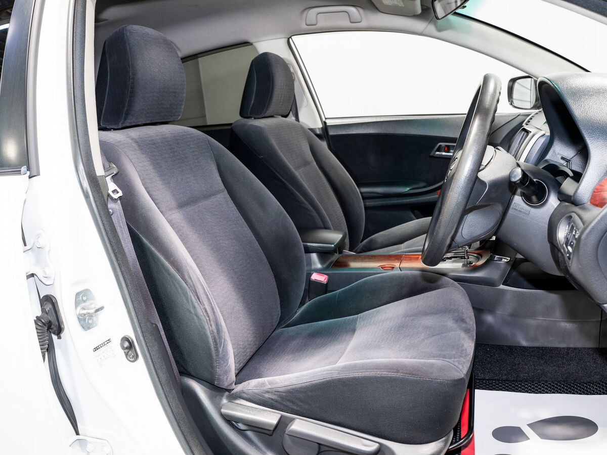 Toyota Allion 2010 - фото автомобиля