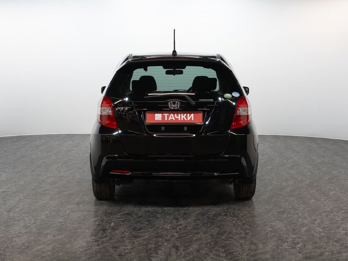 Honda Fit 2013 - фото автомобиля