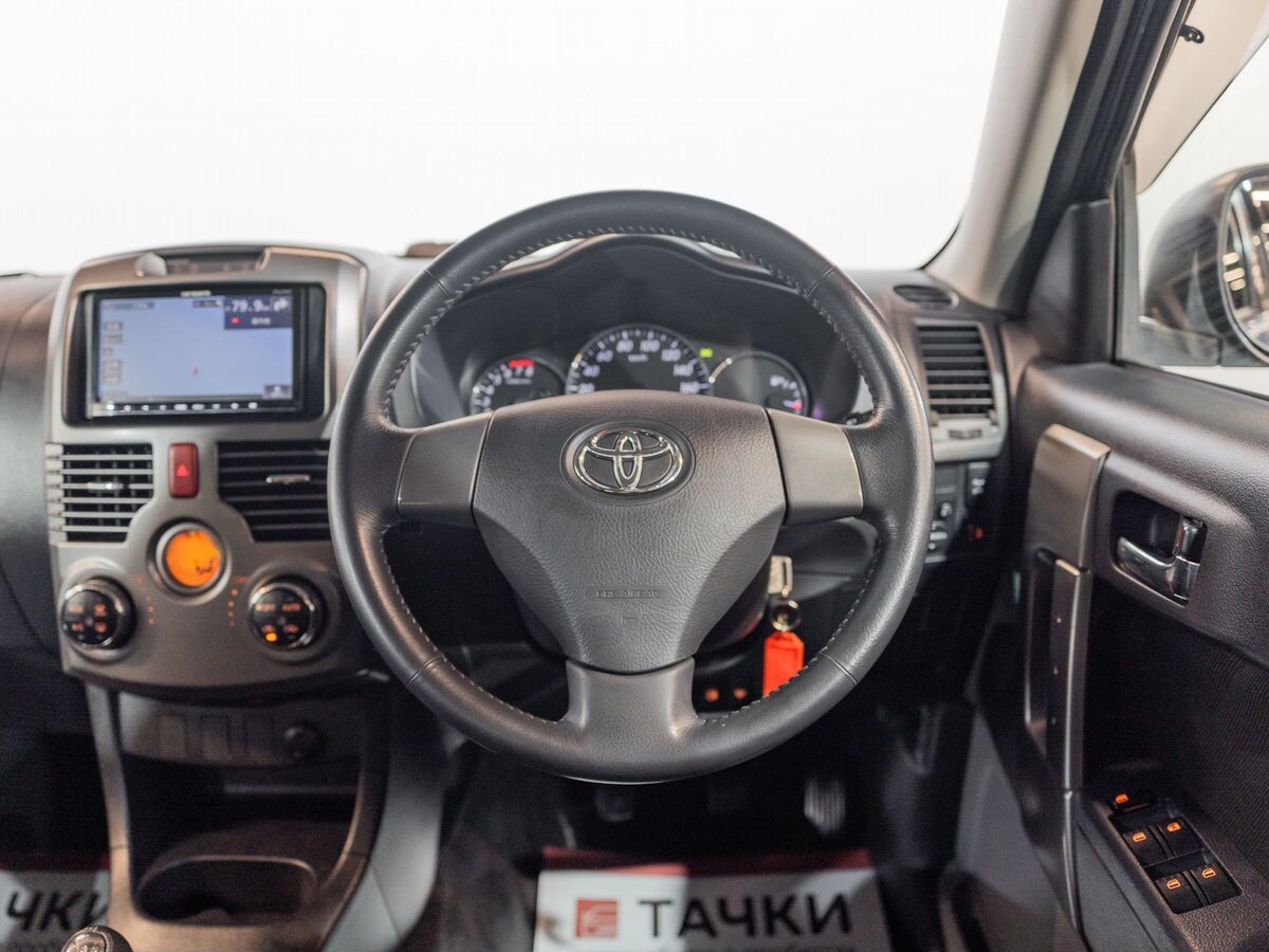 Toyota Rush 2012 - фото автомобиля