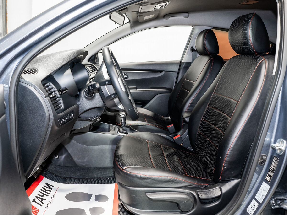 Kia Rio 2019 - фото автомобиля