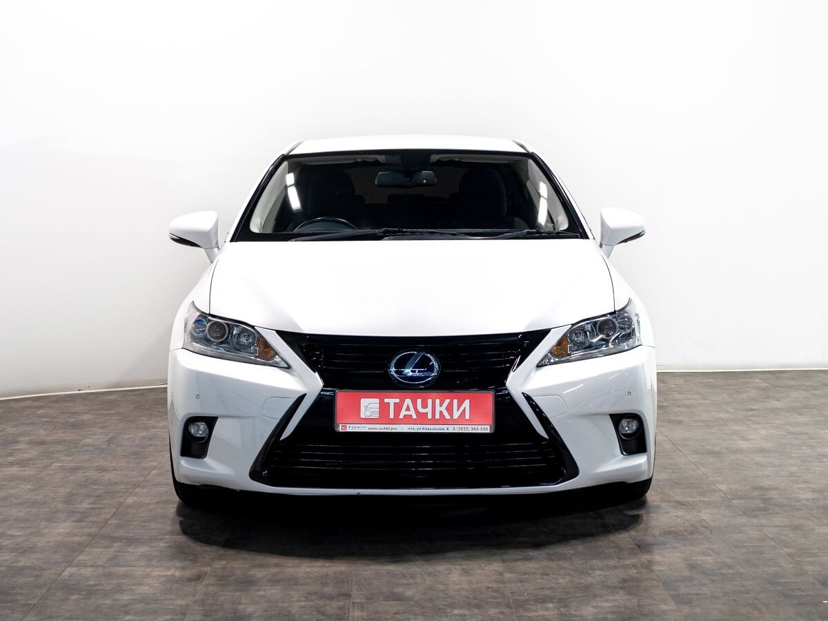 Lexus CT200h 2014 - фото автомобиля