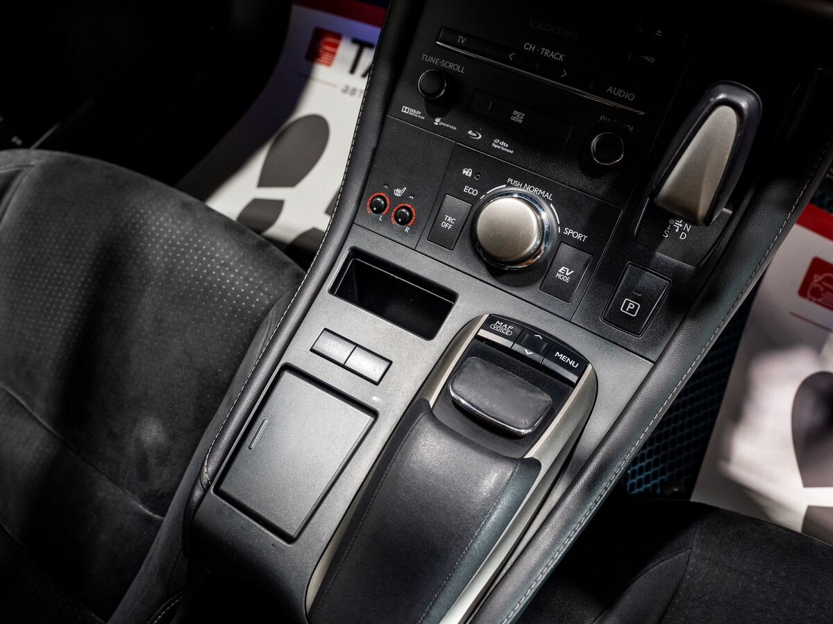 Lexus CT200h 2014 - фото автомобиля