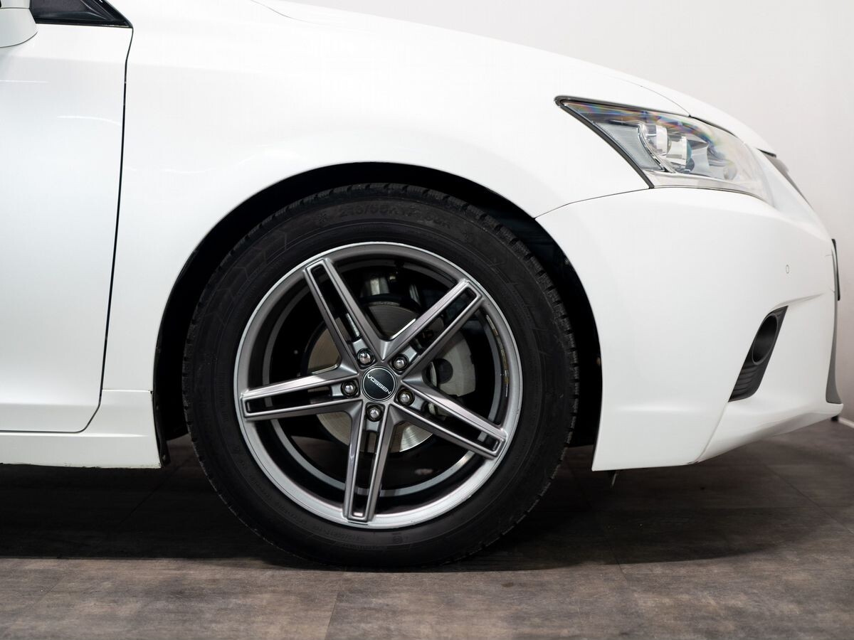 Lexus CT200h 2014 - фото автомобиля
