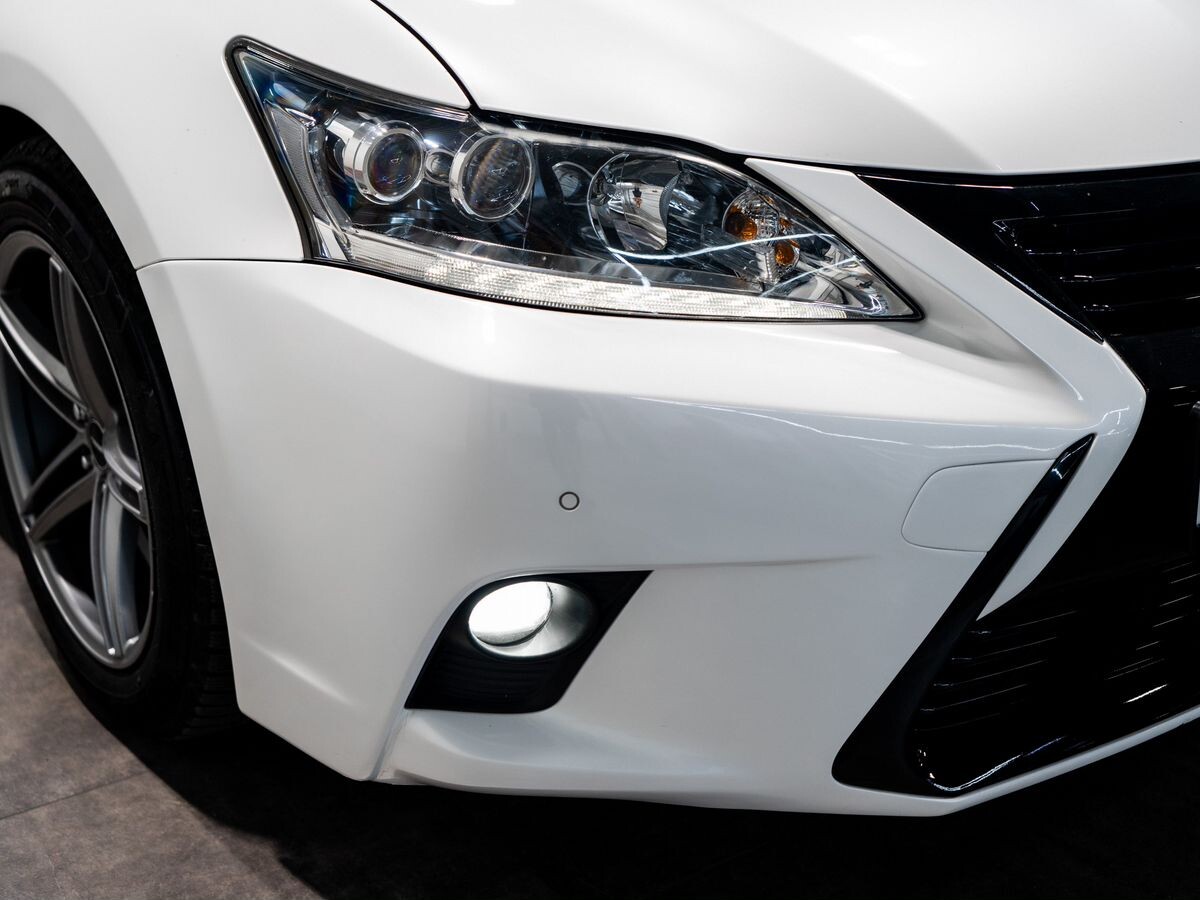 Lexus CT200h 2014 - фото автомобиля