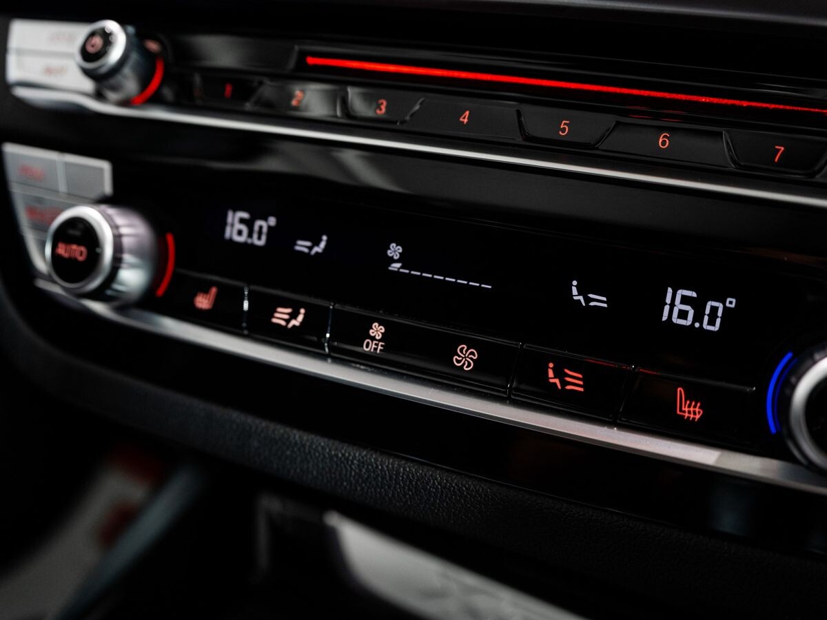BMW X3 2019 - фото автомобиля