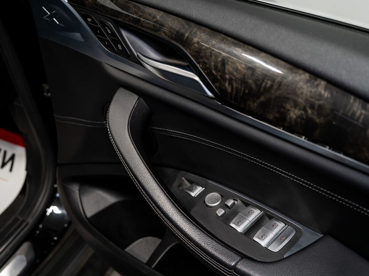 BMW X3 2019 - фото автомобиля