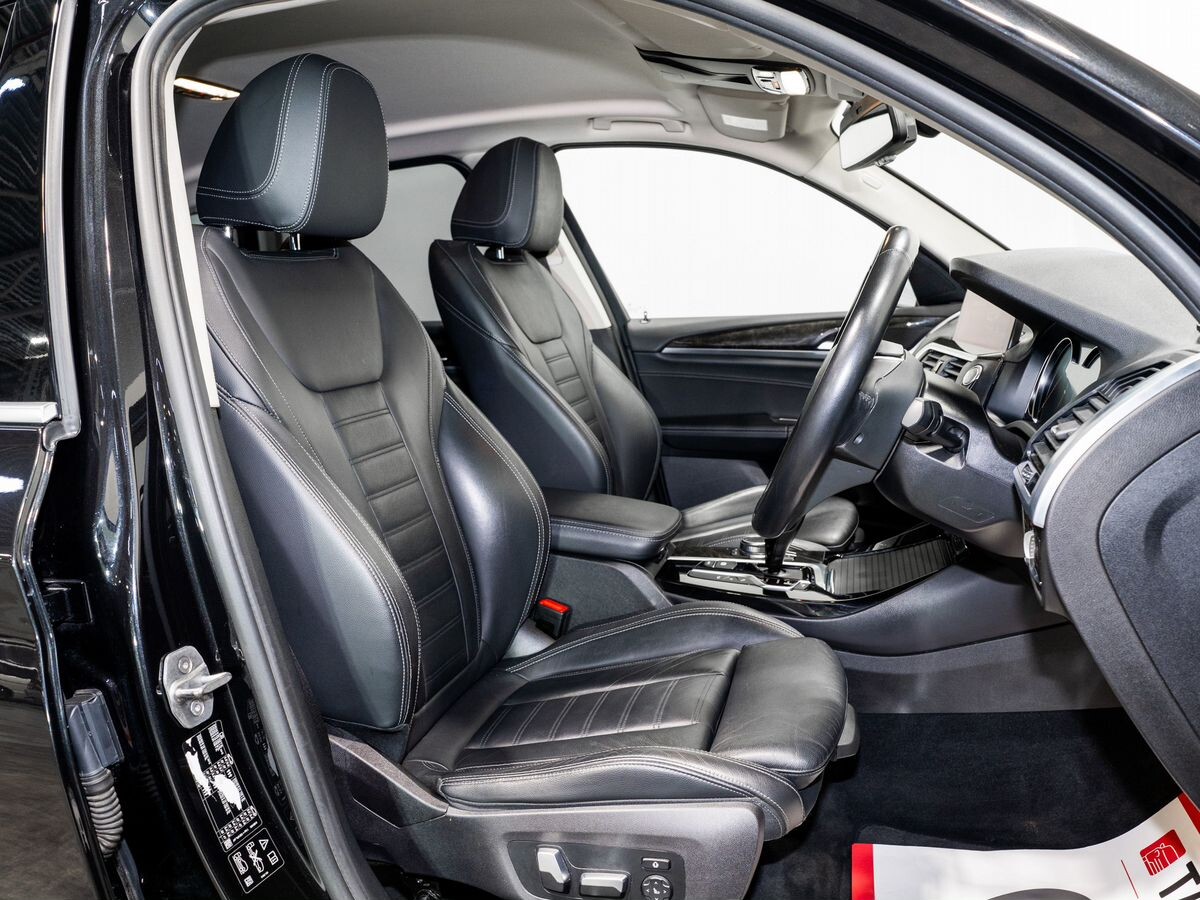 BMW X3 2019 - фото автомобиля