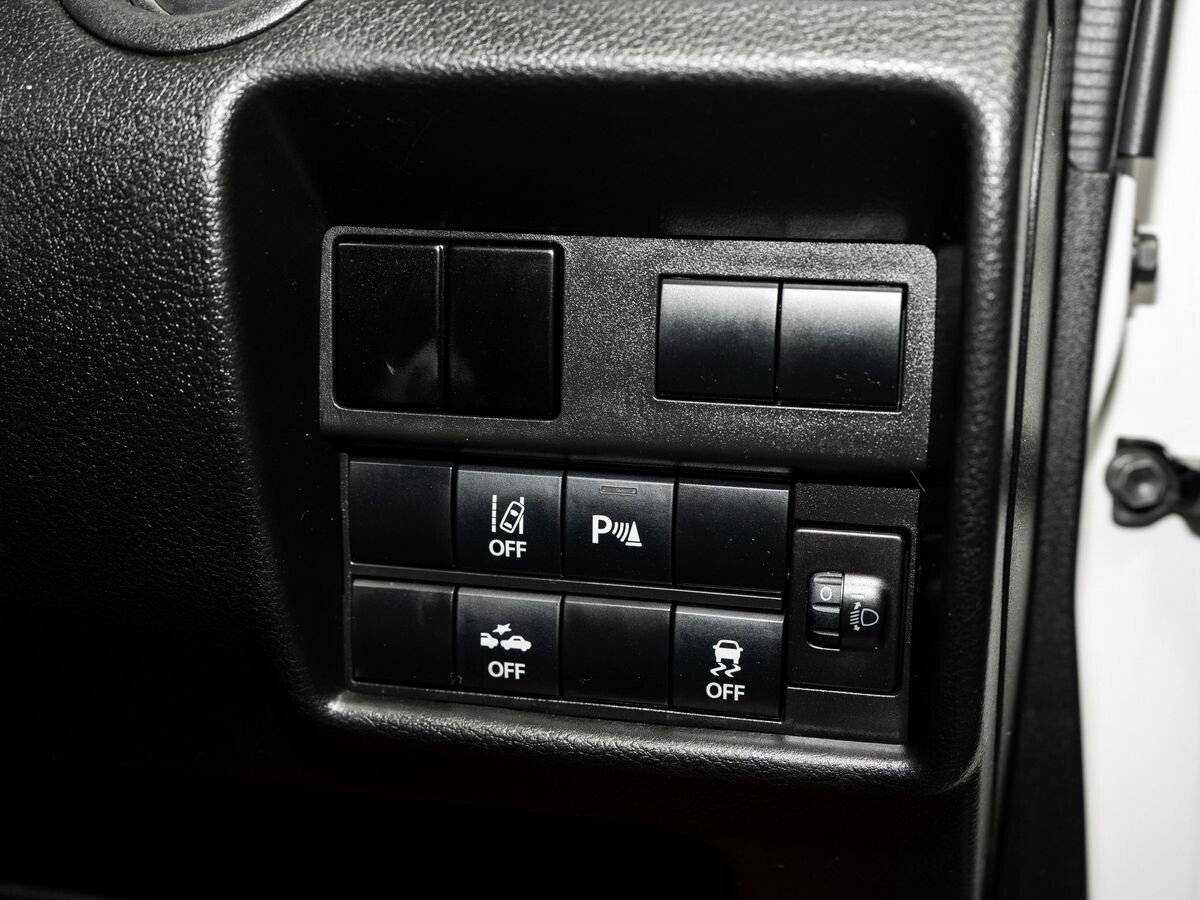 Suzuki Solio 2021 - фото автомобиля
