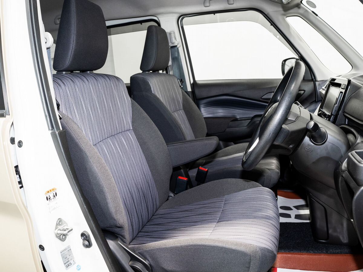 Suzuki Solio 2021 - фото автомобиля