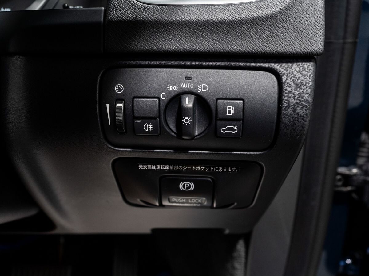 Volvo S60 2013 - фото автомобиля