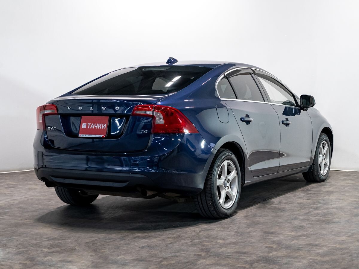 Volvo S60 2013 - фото автомобиля