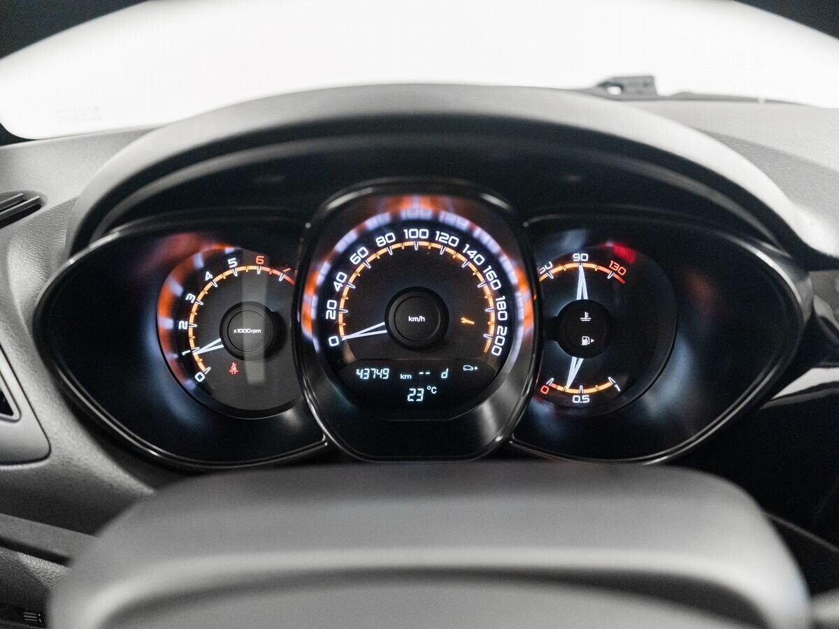 Лада Веста 2021 - фото автомобиля