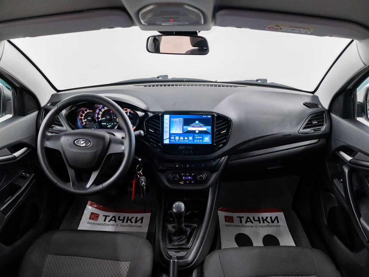 Лада Веста 2021 - фото автомобиля