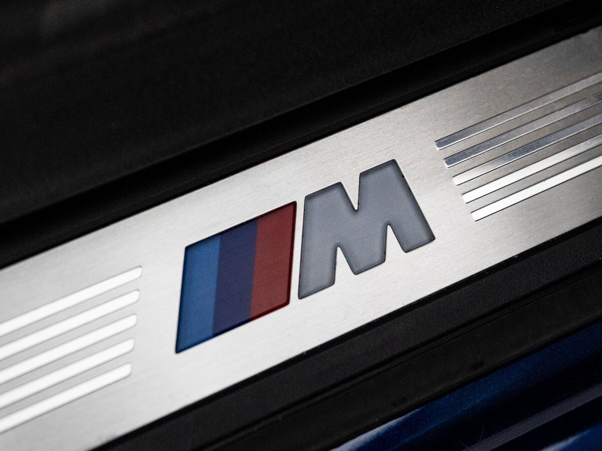 BMW 5-Series 2018 - фото автомобиля